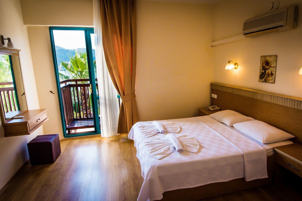 Levent Hotel Фетие Екстериор снимка